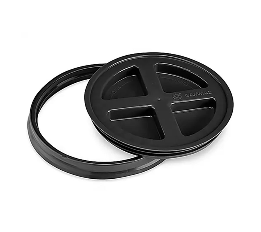 Gamma-Seal-Lid-for-3.5-5-6-and-7-Gallon-Plastic-Pail-Black-3